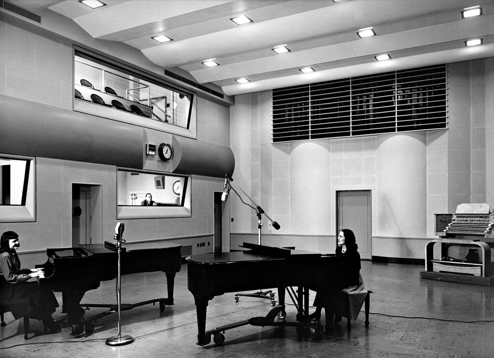 KOMO Studio "B"