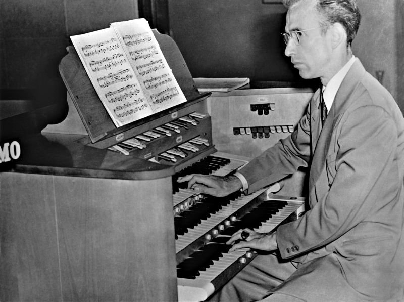 KOMO Organ