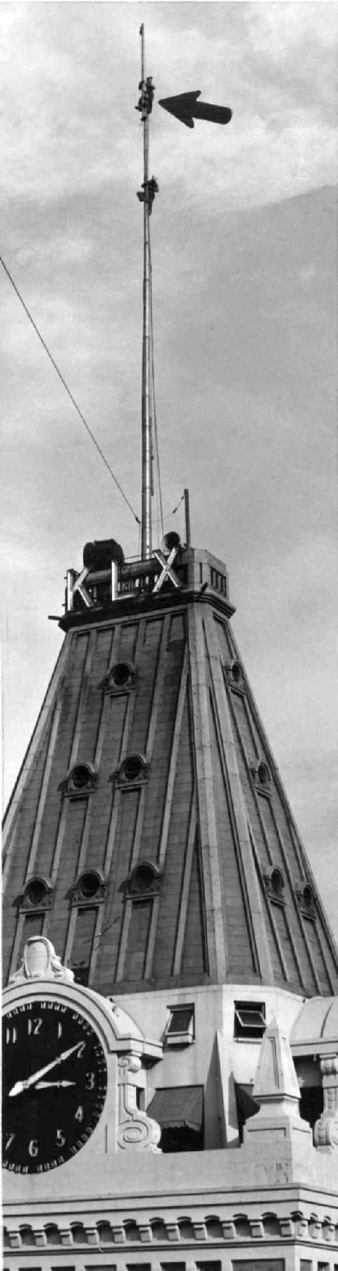 KLX FM antenna